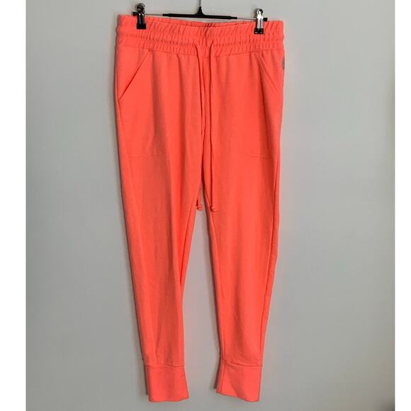 FP‎ Movement joggers size small - Picture 1 of 6